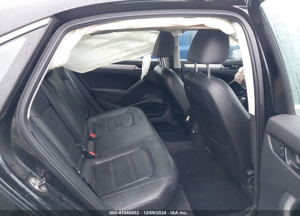 2013 VOLKSWAGEN PASSAT VIN: 1VWBP7A37DC101804