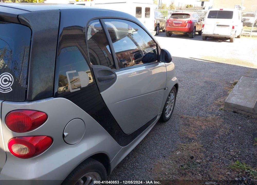 2014 SMART FORTWO ELECTRIC DRIVE PASSION VIN: WMEEJ9AA4EK736645