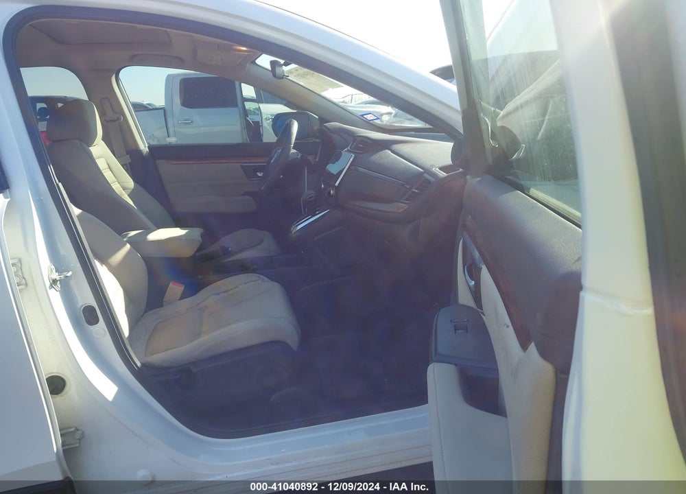 2017 HONDA CR-V VIN: 2HKRW1H55HH502576