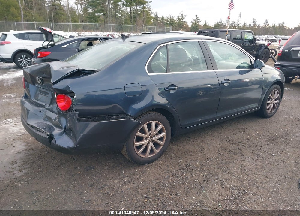 2010 VOLKSWAGEN JETTA VIN: 3VWRZ7AJ8AM011952