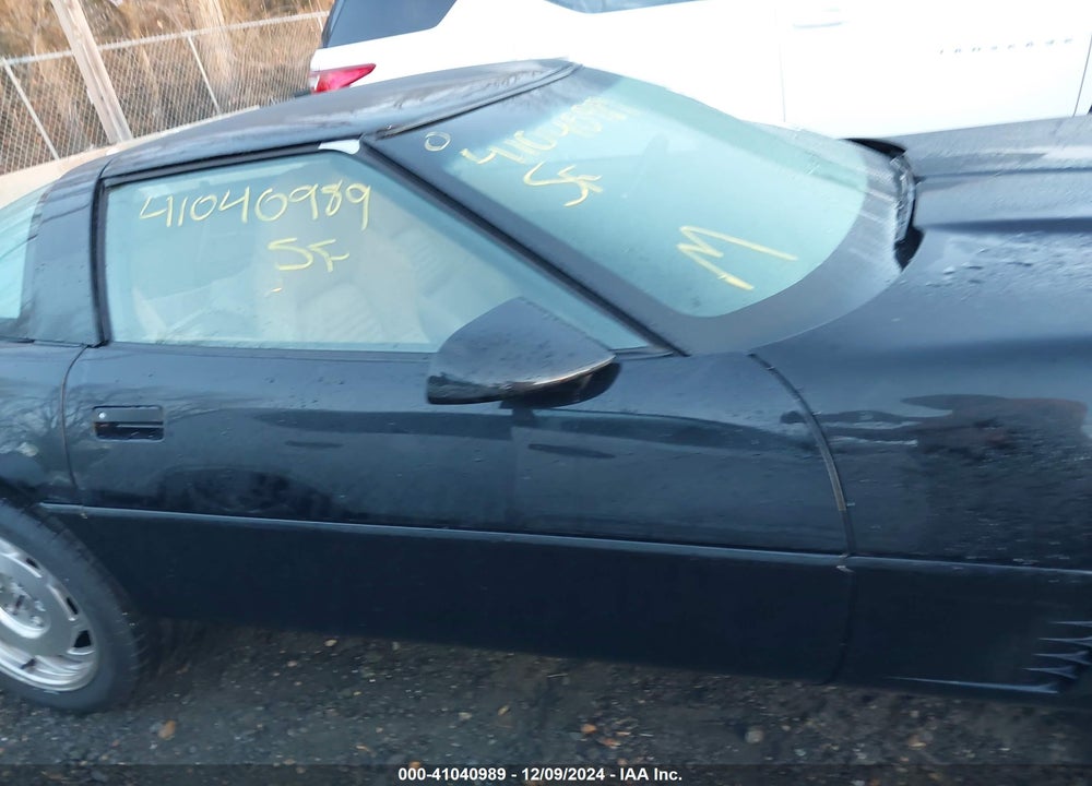 1996 CHEVROLET CORVETTE VIN: 1G1YY22P1T5119323