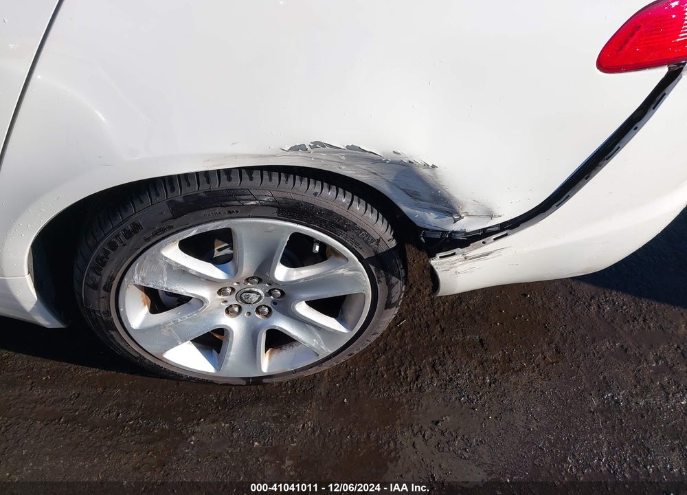 2010 JAGUAR XF VIN: SAJWA0FA3AHR60957