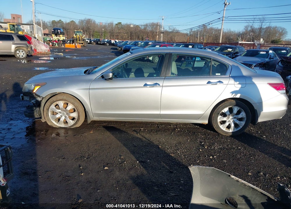 2009 HONDA ACCORD VIN: 1HGCP36839A023238