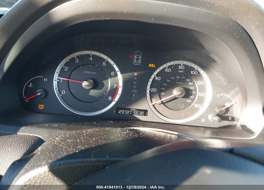 2009 HONDA ACCORD VIN: 1HGCP36839A023238