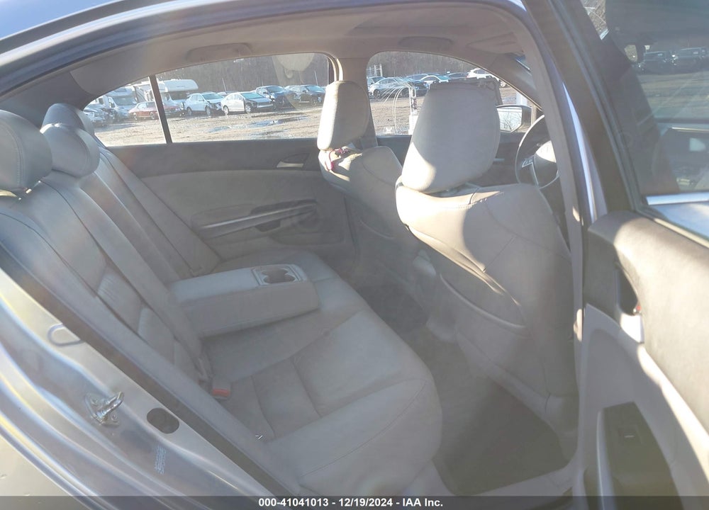 2009 HONDA ACCORD VIN: 1HGCP36839A023238