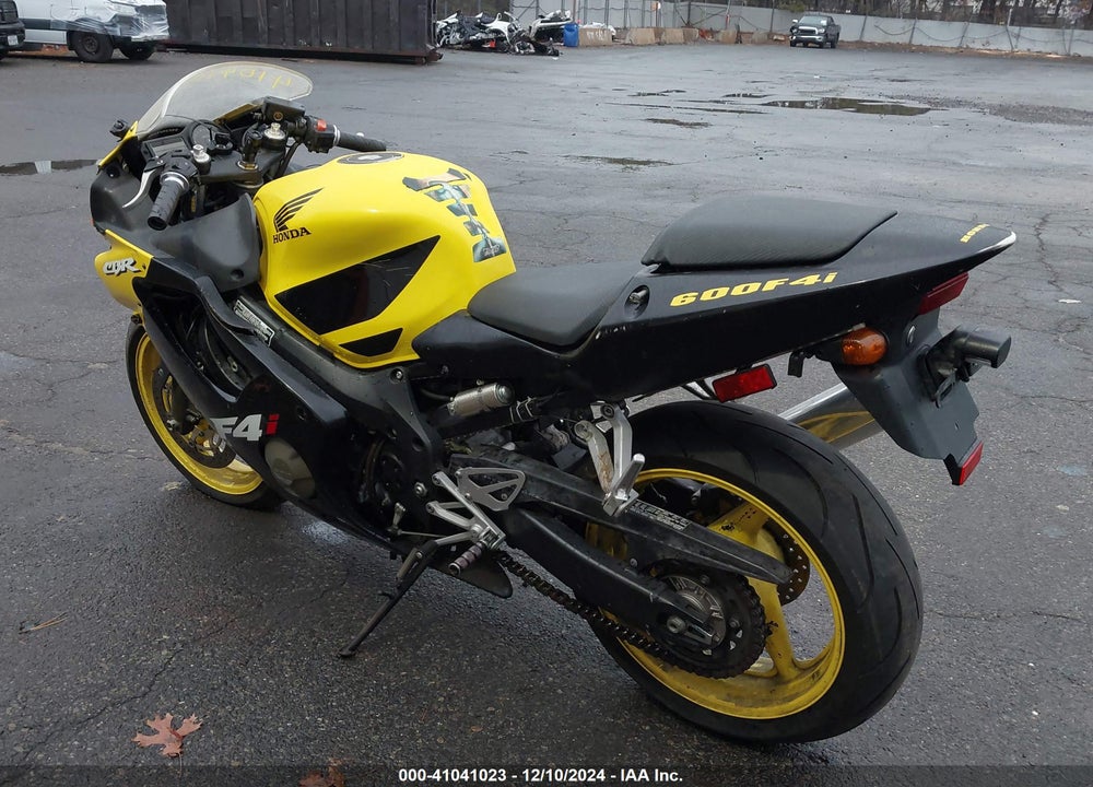 2002 HONDA CBR600 F4 VIN: JH2PC35002M302617