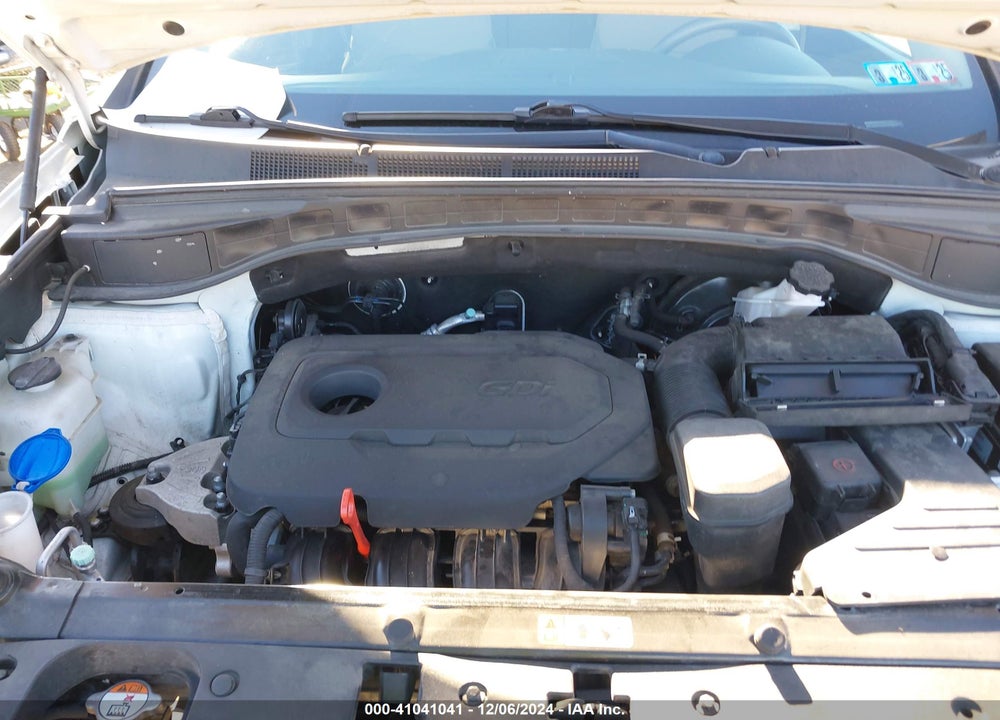 2018 HYUNDAI SANTA FE SPORT 2.4L VIN: 5NMZUDLBXJH068064
