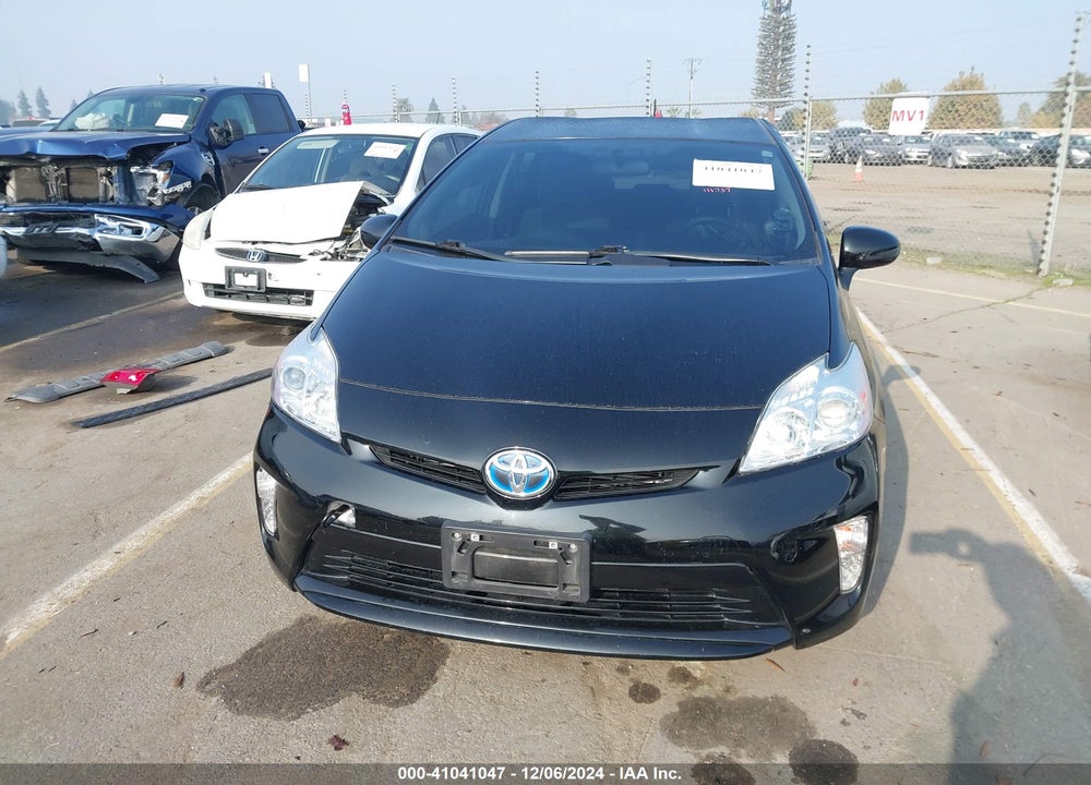 2013 TOYOTA PRIUS TWO VIN: JTDKN3DUXD1722617