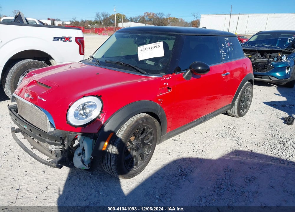 2013 MINI HARDTOP COOPER VIN: WMWSU3C51DT685617