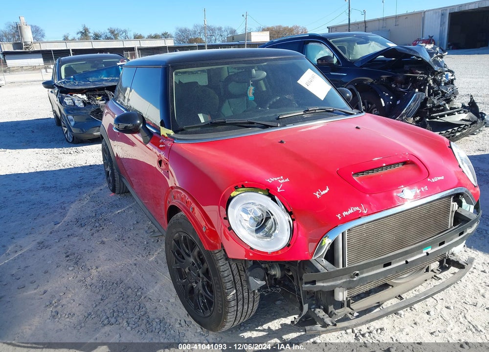 2013 MINI HARDTOP COOPER VIN: WMWSU3C51DT685617