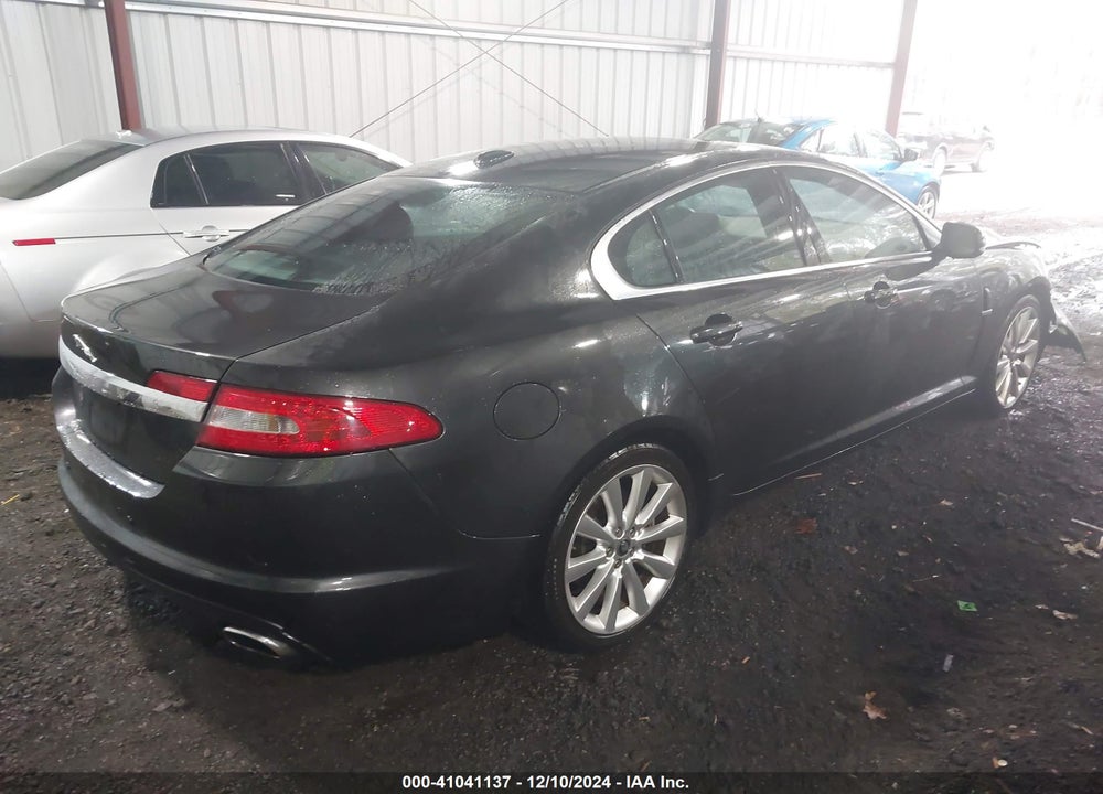 2011 JAGUAR XF PREMIUM VIN: SAJWA0GB9BLS07438