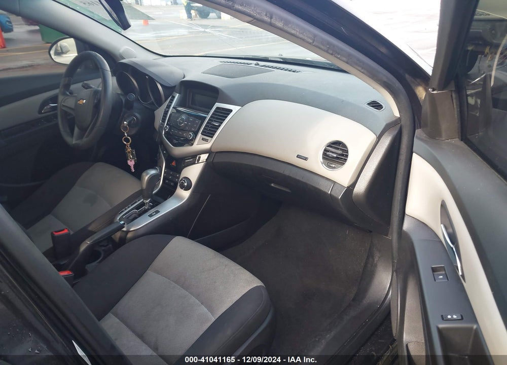2015 CHEVROLET CRUZE LS AUTO VIN: 1G1PA5SG2F7238458