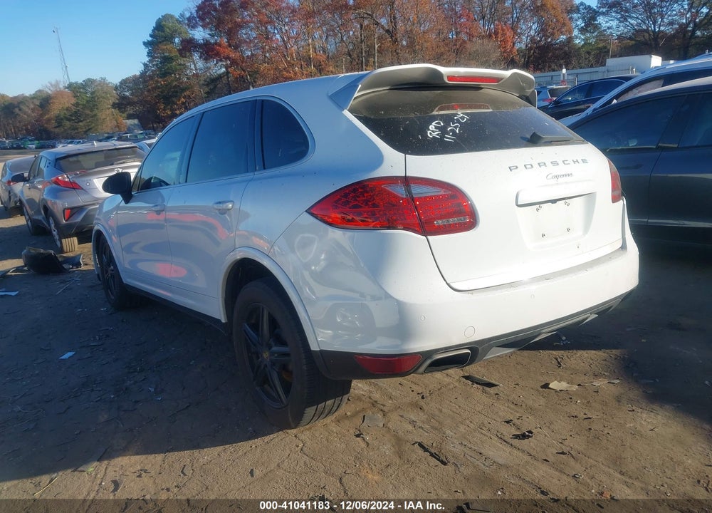 2014 PORSCHE CAYENNE PLATINUM EDITION VIN: WP1AA2A22ELA95369