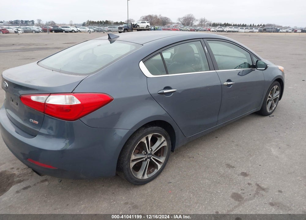 2014 KIA FORTE VIN: KNAFZ4A8XE5067210