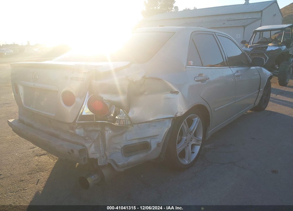2001 LEXUS IS 300 VIN: JTHBD182810029349