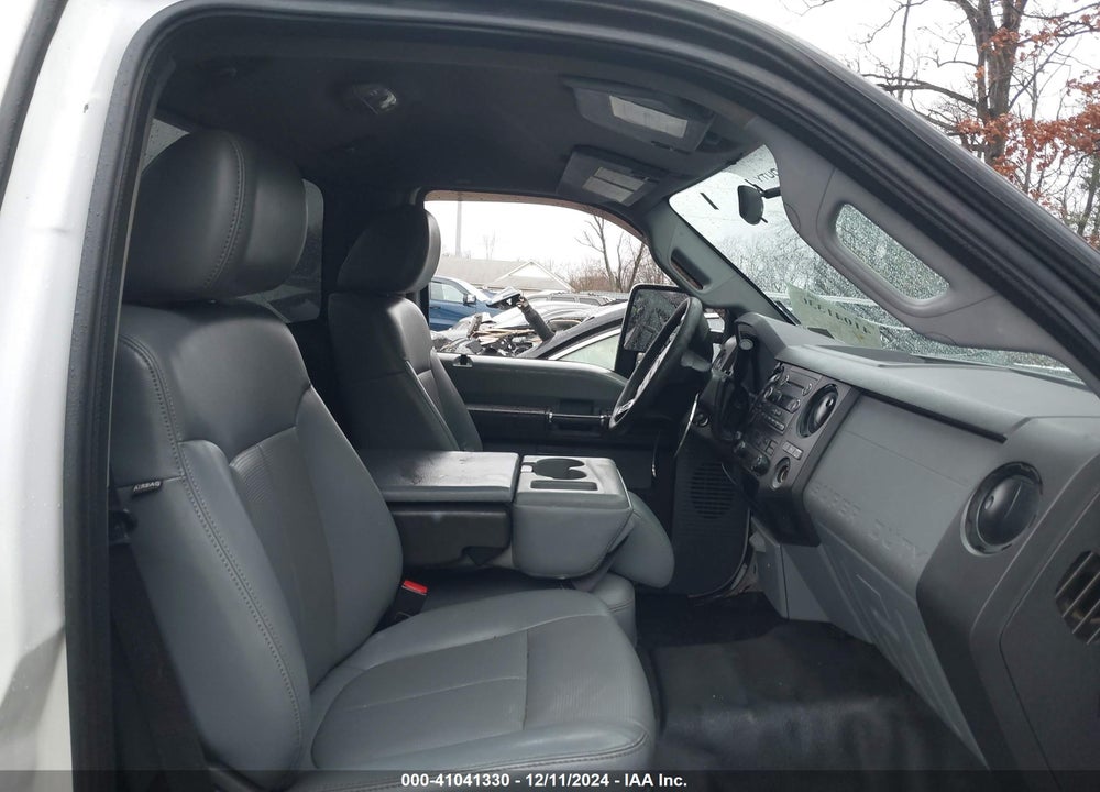 2011 FORD F-250 XL VIN: 1FTBF2B60BEB82471