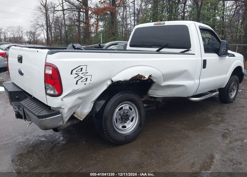 2011 FORD F-250 XL VIN: 1FTBF2B60BEB82471