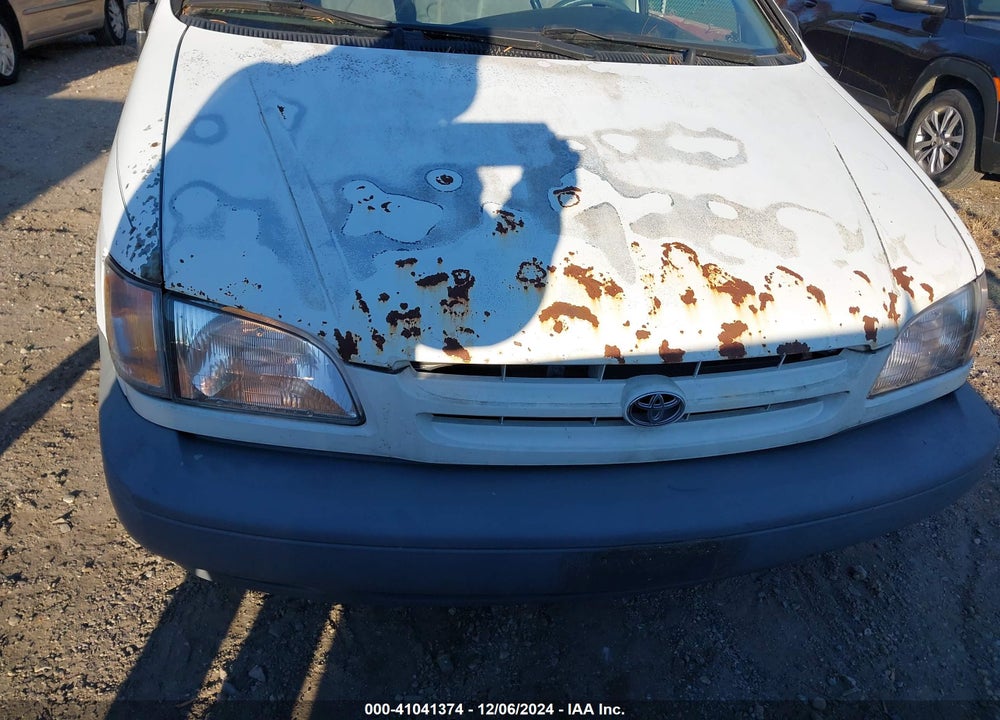 1999 TOYOTA SIENNA LE VIN: 4T3ZF13C6XU156616