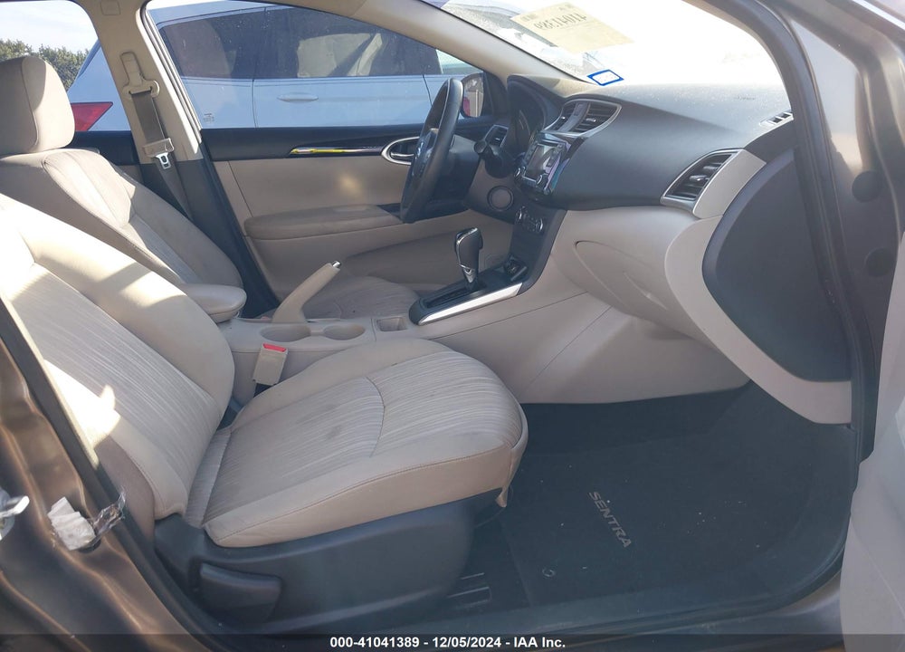 2016 NISSAN SENTRA SV VIN: 3N1AB7AP3GY291602