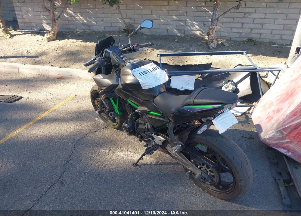 2023 KAWASAKI ER650 N VIN: ML5EREN19PDA97225