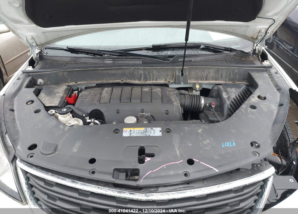 2017 CHEVROLET TRAVERSE LS VIN: 1GNKRFKD6HJ106984