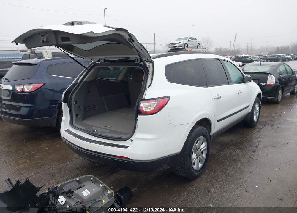 2017 CHEVROLET TRAVERSE LS VIN: 1GNKRFKD6HJ106984
