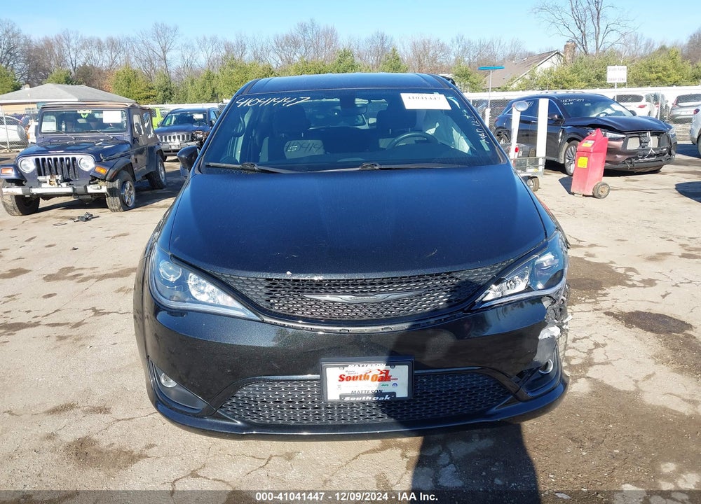 2019 CHRYSLER PACIFICA TOURING PLUS VIN: 2C4RC1FG4KR593492