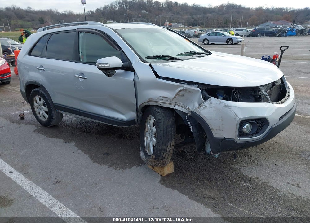 2012 KIA SORENTO LX VIN: 5XYKT3A66CG250619