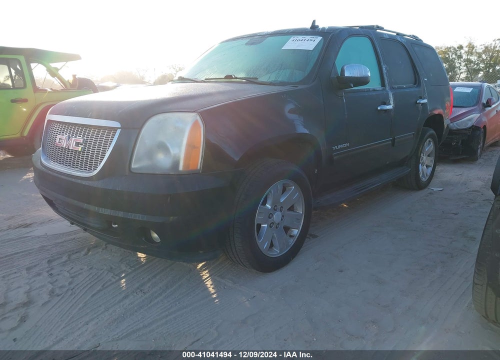 2010 GMC YUKON SLT VIN: 1GKUKCE0XAR242138