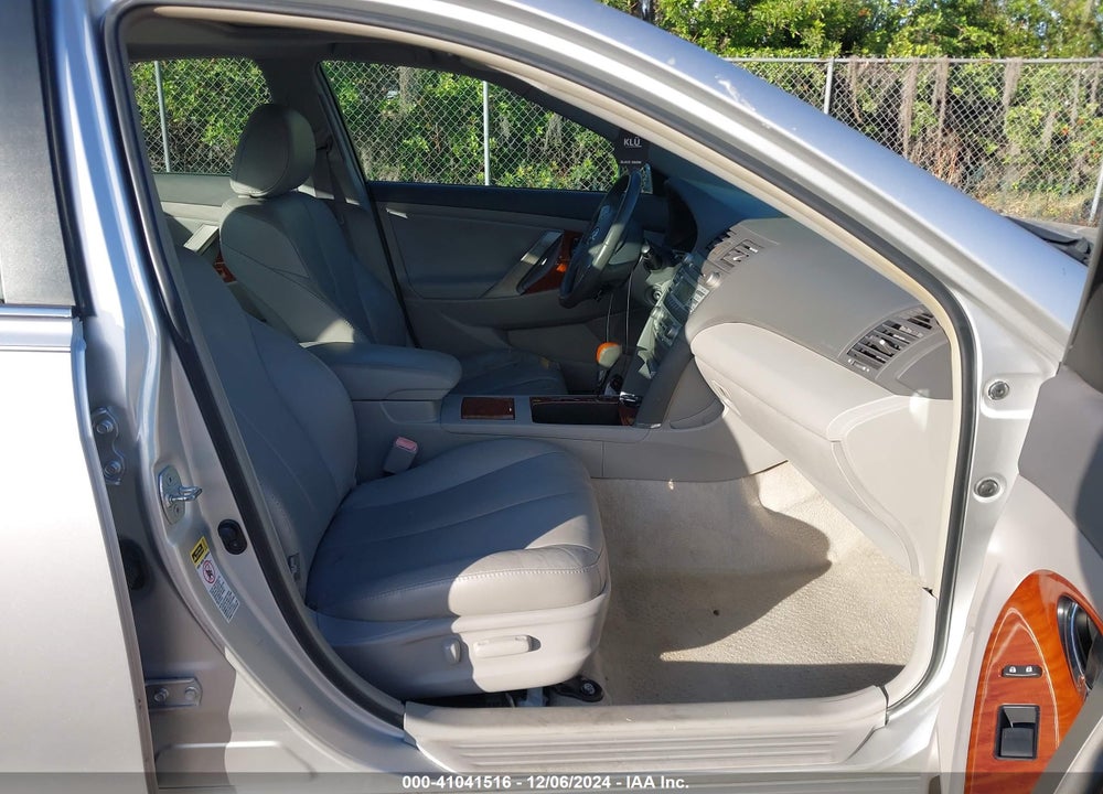 2009 TOYOTA CAMRY XLE VIN: 4T1BE46K79U373631