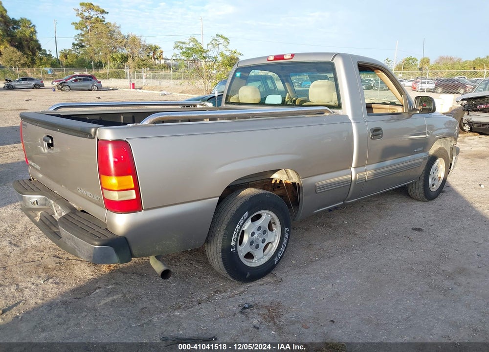 1999 CHEVROLET SILVERADO 1500 LS VIN: 1GCEC14T0XZ121091