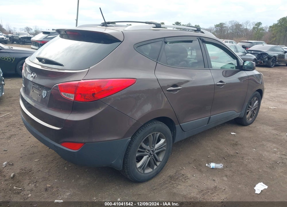 2014 HYUNDAI TUCSON SE VIN: KM8JU3AGXEU889598