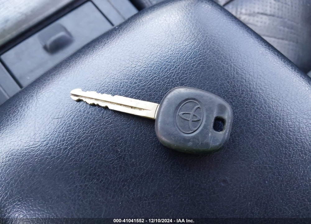 2012 TOYOTA CAMRY VIN: 4T1BF1FK6CU625131