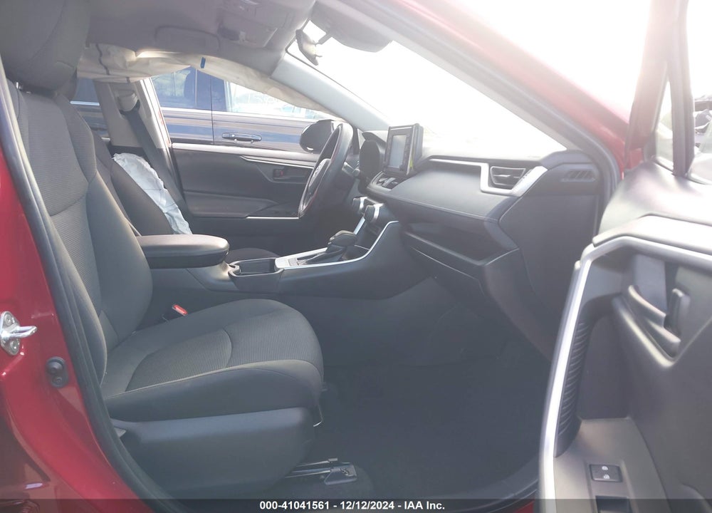 2019 TOYOTA RAV4 LE VIN: 2T3H1RFV4KW046517