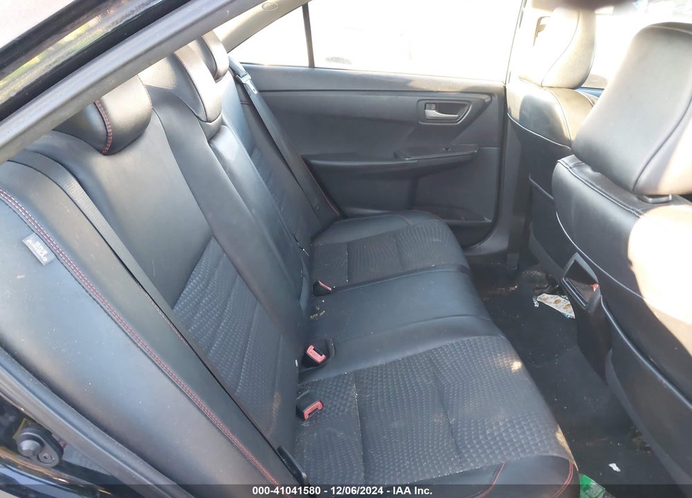 2015 TOYOTA CAMRY SE VIN: 4T1BF1FK1FU058251