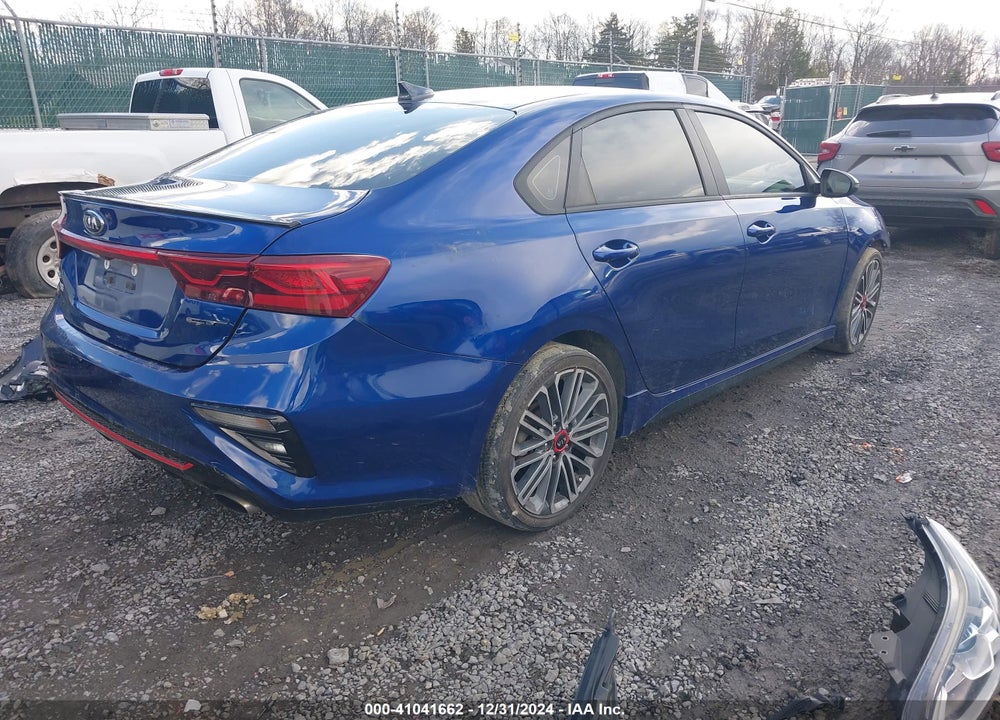 2021 KIA FORTE GT VIN: 3KPF44ACXME283230