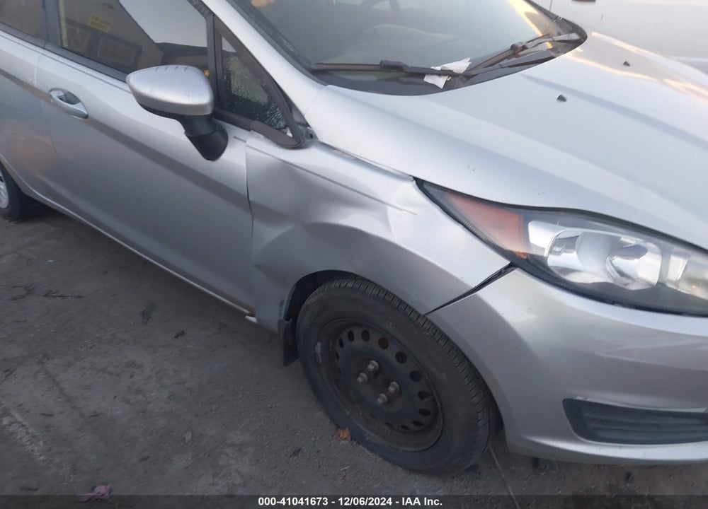 2015 FORD FIESTA S VIN: 3FADP4AJ5FM122960