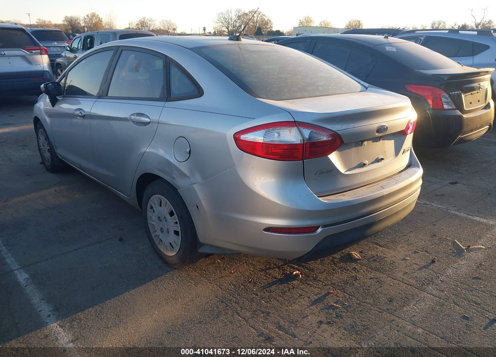 2015 FORD FIESTA S VIN: 3FADP4AJ5FM122960