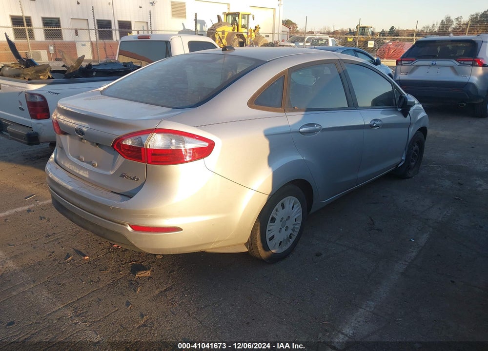2015 FORD FIESTA S VIN: 3FADP4AJ5FM122960