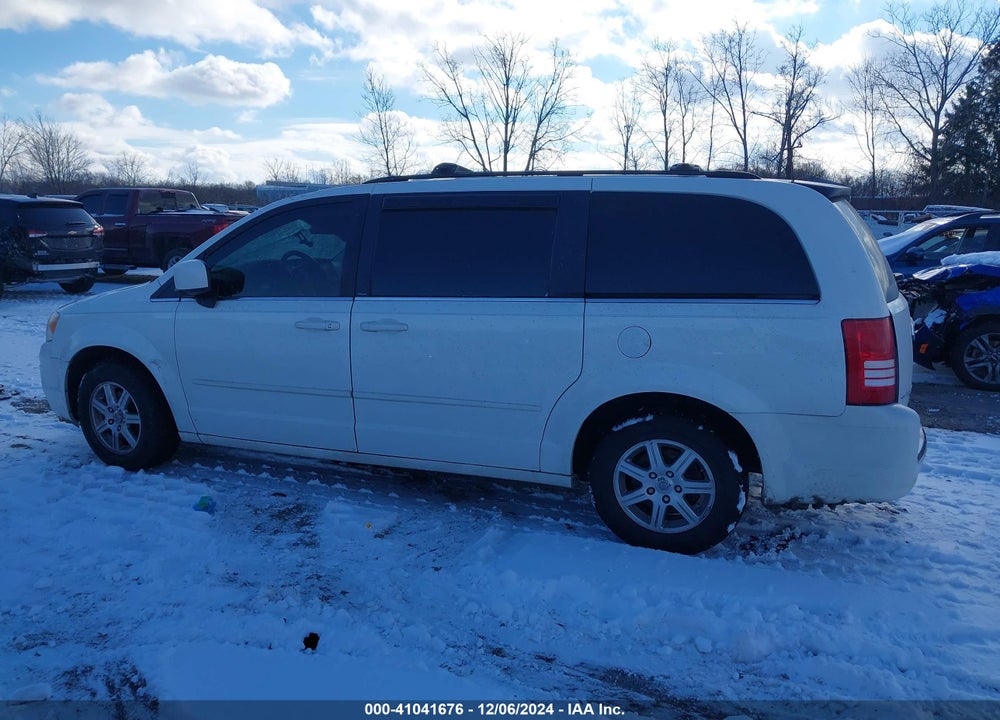2008 CHRYSLER TOWN & COUNTRY TOURING VIN: 2A8HR54P08R142632
