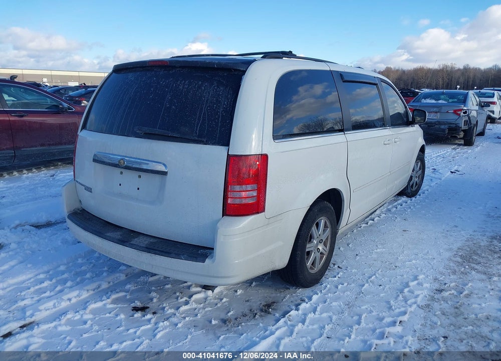 2008 CHRYSLER TOWN & COUNTRY TOURING VIN: 2A8HR54P08R142632