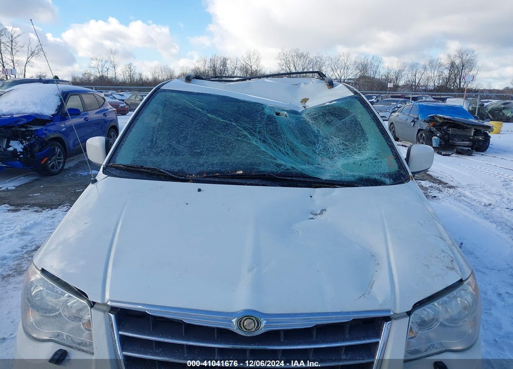 2008 CHRYSLER TOWN & COUNTRY TOURING VIN: 2A8HR54P08R142632
