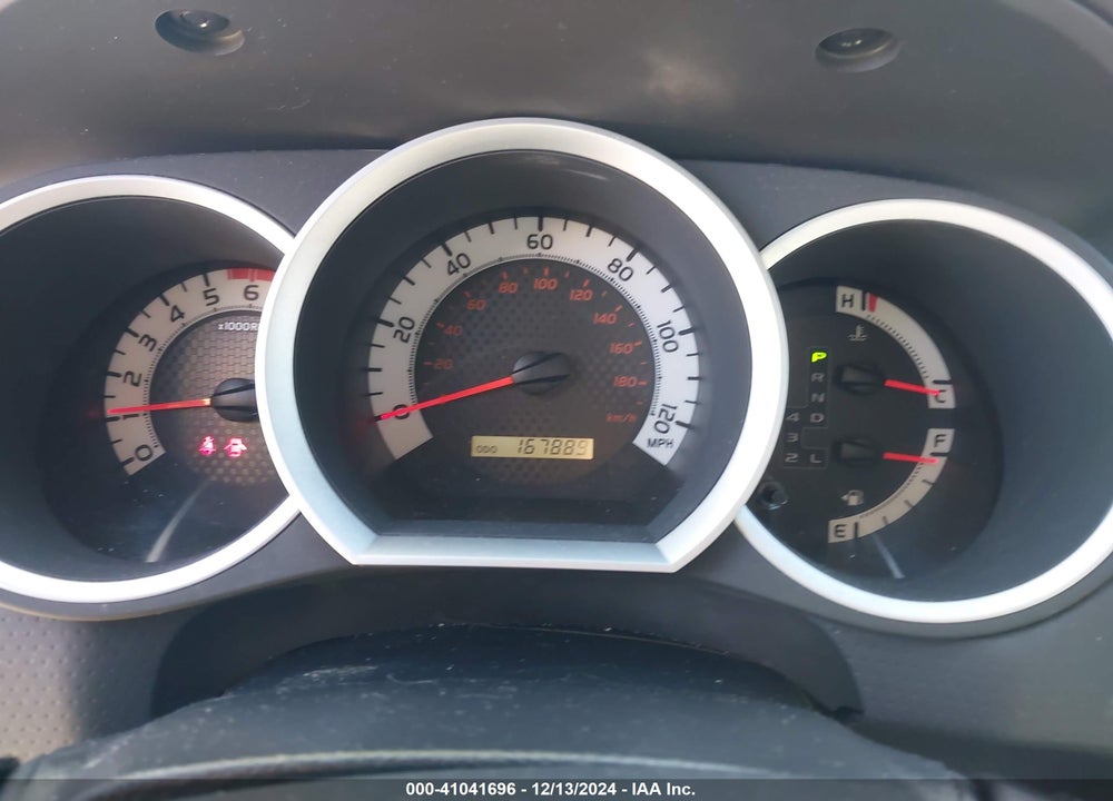 2015 TOYOTA TACOMA VIN: 5TFLU4EN0FX121012