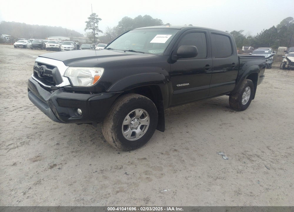 2015 TOYOTA TACOMA VIN: 5TFLU4EN0FX121012