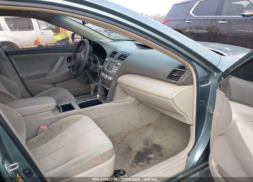 2011 TOYOTA CAMRY LE VIN: 4T1BF3EK1BU620074