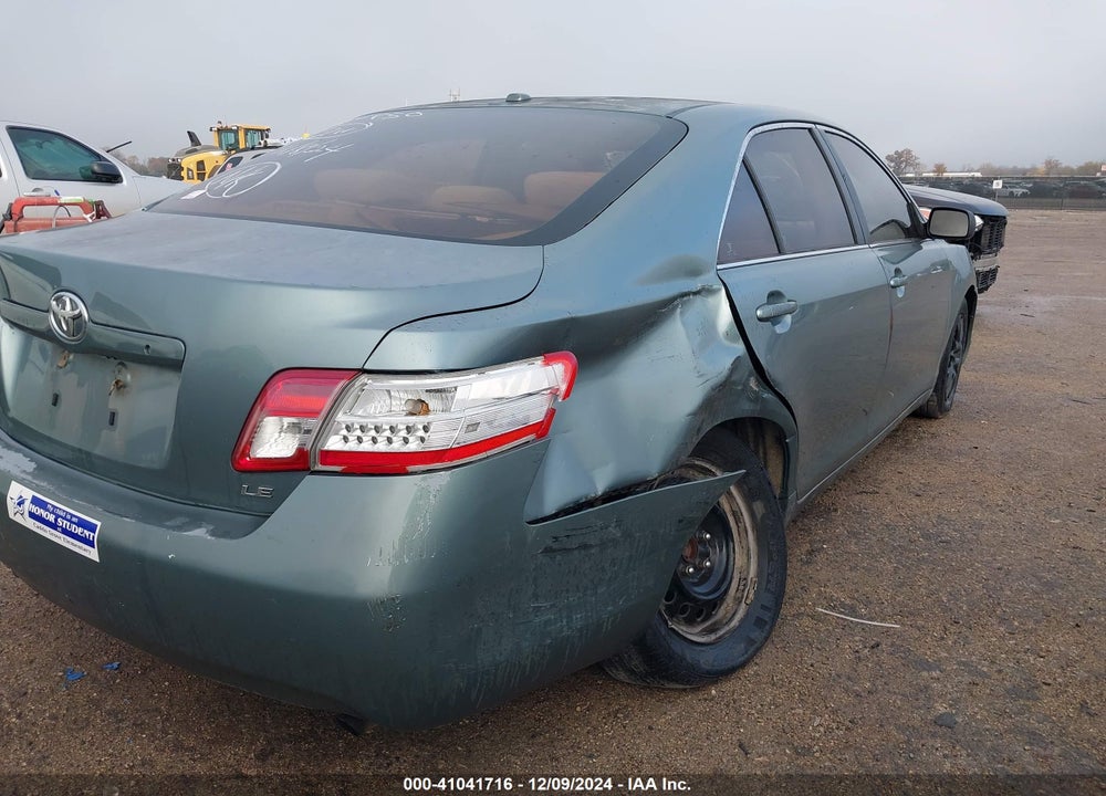 2011 TOYOTA CAMRY LE VIN: 4T1BF3EK1BU620074
