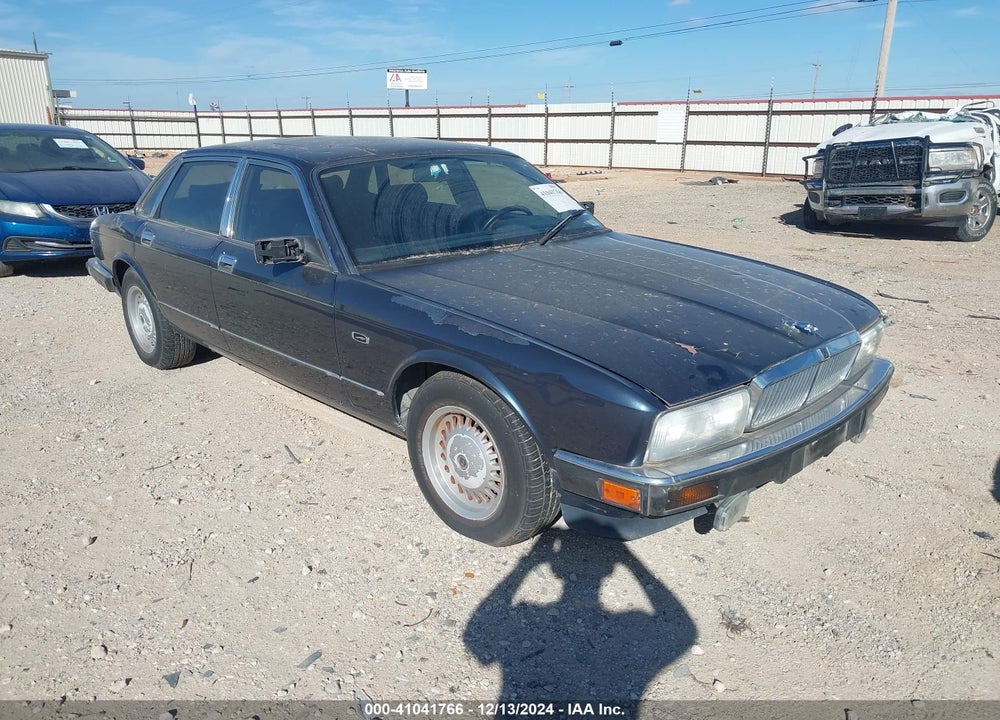1992 JAGUAR XJ6 SOVEREIGN VIN: SAJHY1741NC655267