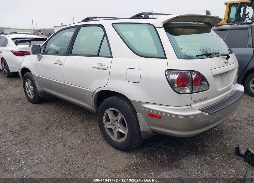 2002 LEXUS RX 300 VIN: JTJHF10U820269843