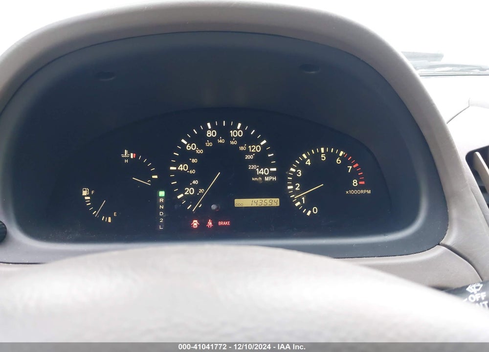 2002 LEXUS RX 300 VIN: JTJHF10U820269843