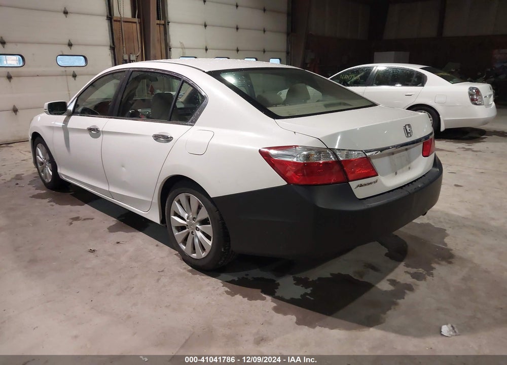 2013 HONDA ACCORD EX VIN: 1HGCR2F71DA017894